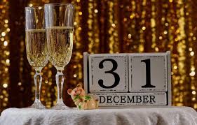 New Year's Eve: Starter: "Salmon Trilogy": Lightly smoked salmon fillet heart, "Bellevue" salmon escalope, and honey and dill marinated salmon, garnishes, and a slice of brioche