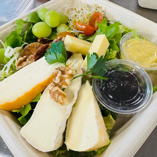Thursday 15/10: Assortment of cheeses, Liège syrup, and seasonal salad