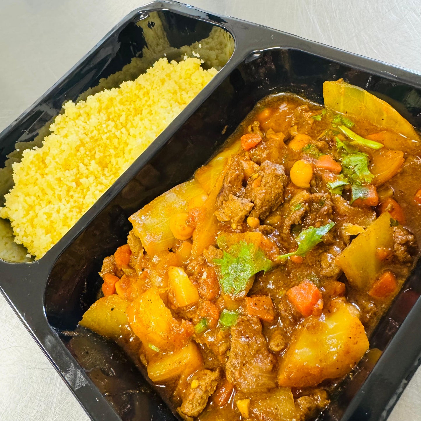 Donderdag 28/05: Lamsschnitzel oosters, couscous
