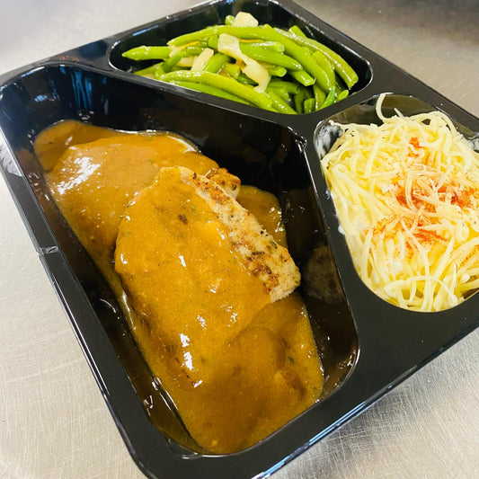 Thursday 15/05: Lamb epigrams, thyme and honey sauce, green beans and potato gratin