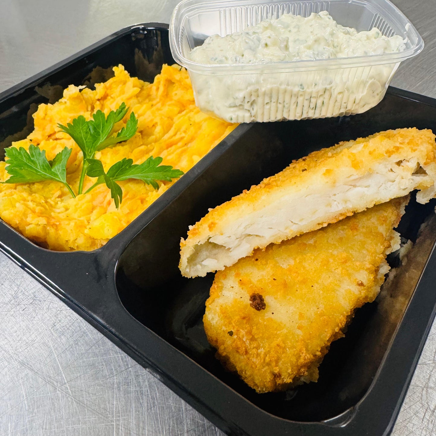 Thursday 11/12: Crispy cod fillet, tartar sauce and pumpkin mashed potatoes