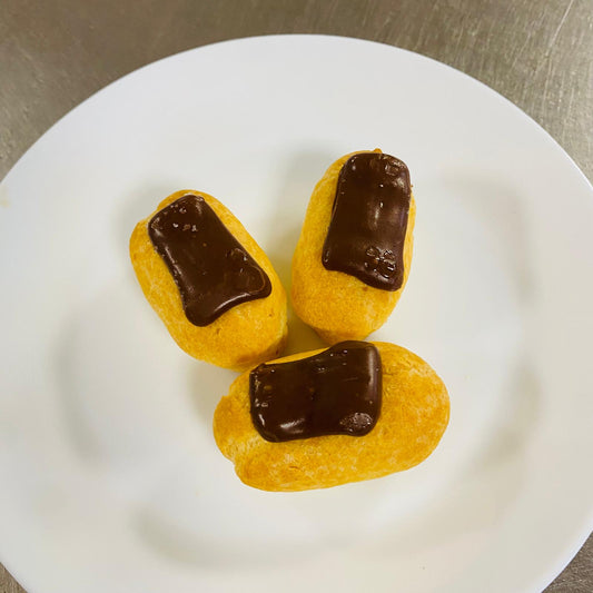 Thursday 05/15: Mini éclairs