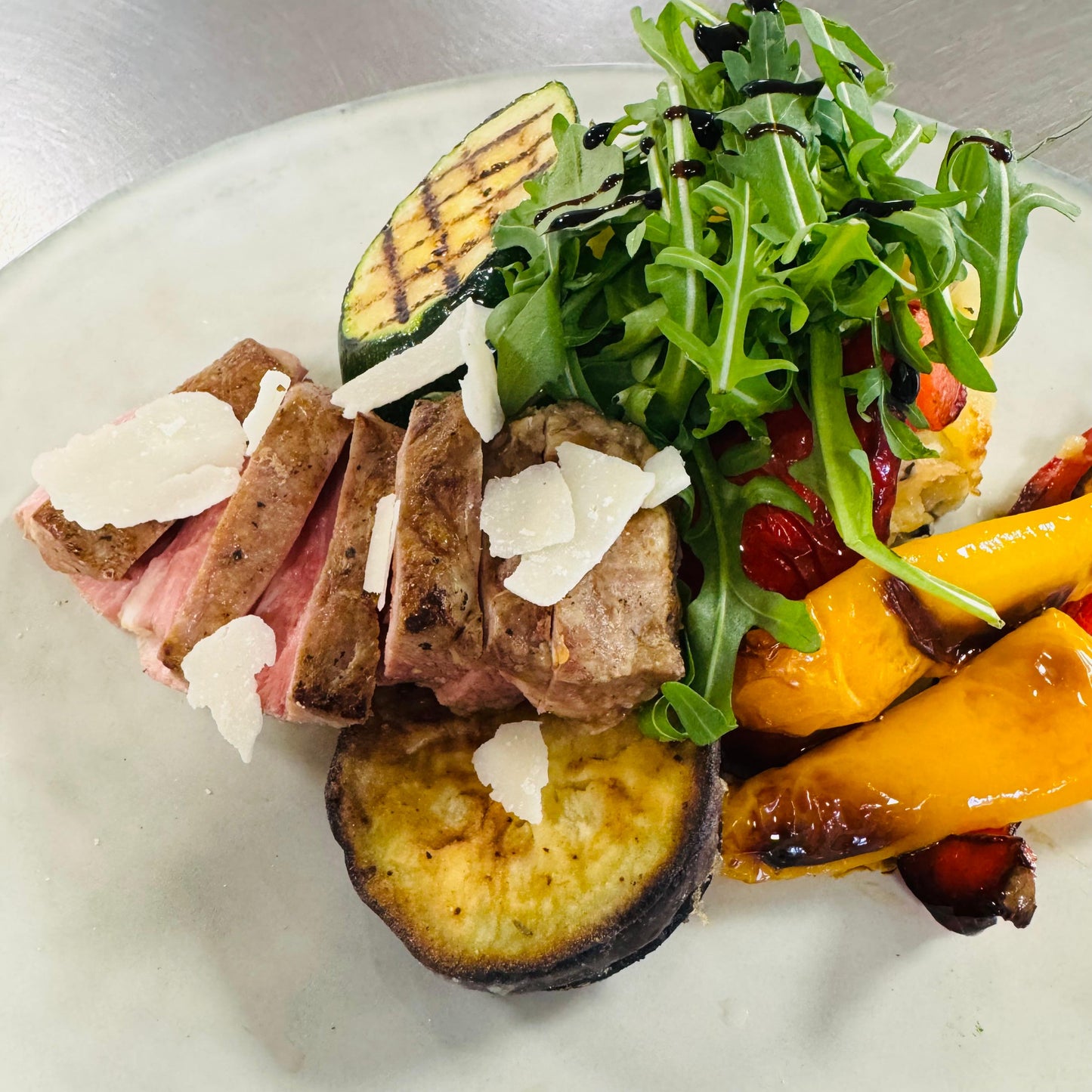 Thursday 12/03: Pluma "Iberico" in tagliata style, grilled vegetables, mashed potatoes with olives