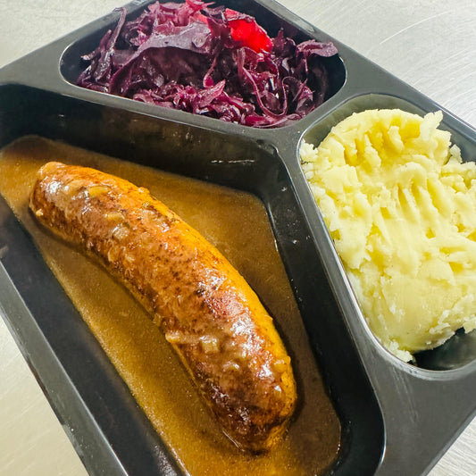 Thursday 04/06: Country sausage, red cabbage with apples and mashed potatoes